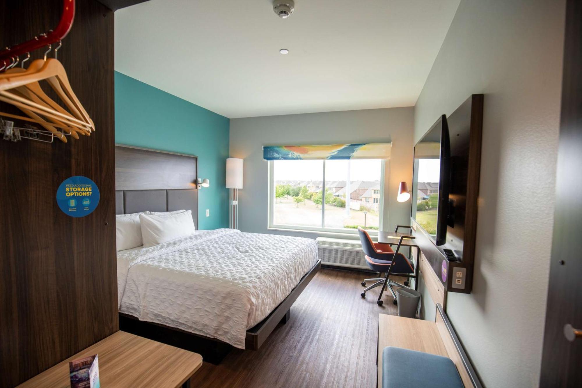 Tru By Hilton Dallas, Tx Hotel
